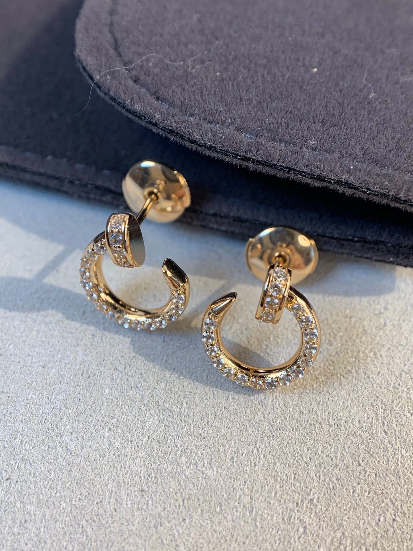 ??MIRA?¡¥JUSTE EARRINGS GOLD DIAMONDS