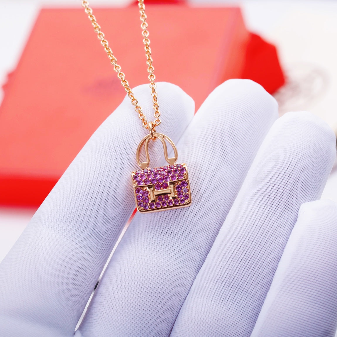 ??MIRA?¡¥CONSTANCE PEDANT PURPLE DIAMOND NECKLACE
