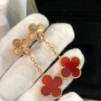 ??MIRA?¡¥CLOVER 2 MOTIF  LASER CARNELIAN EARRINGS