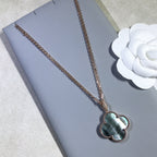 ??MIRA?¡¥CLOVER 25MM GOLD DARK MOP BIG CLOVER NECKLACE