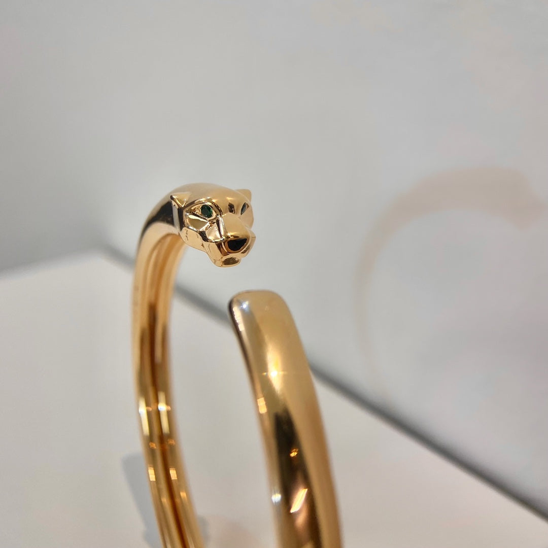 ??MIRA?¡¥PANTHERE GOLD OPEN BRACELET
