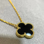 ??MIRA?¡¥CLOVER 15MM BLACK ONYX SINGLE FLOWER NECKLACE