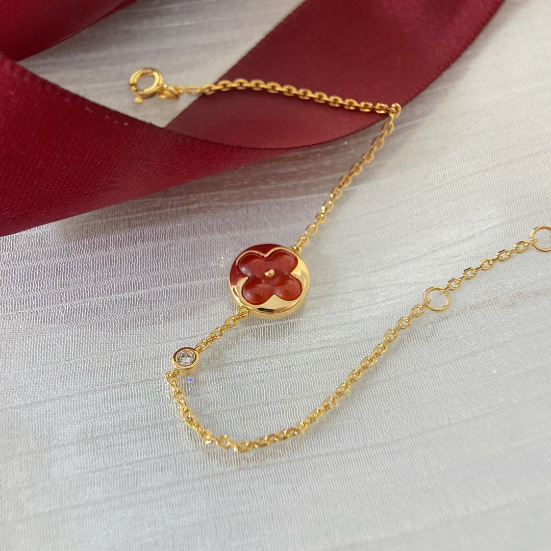 ??MIRA?¡¥SUN PEDANT CARNELIAN BRACELET