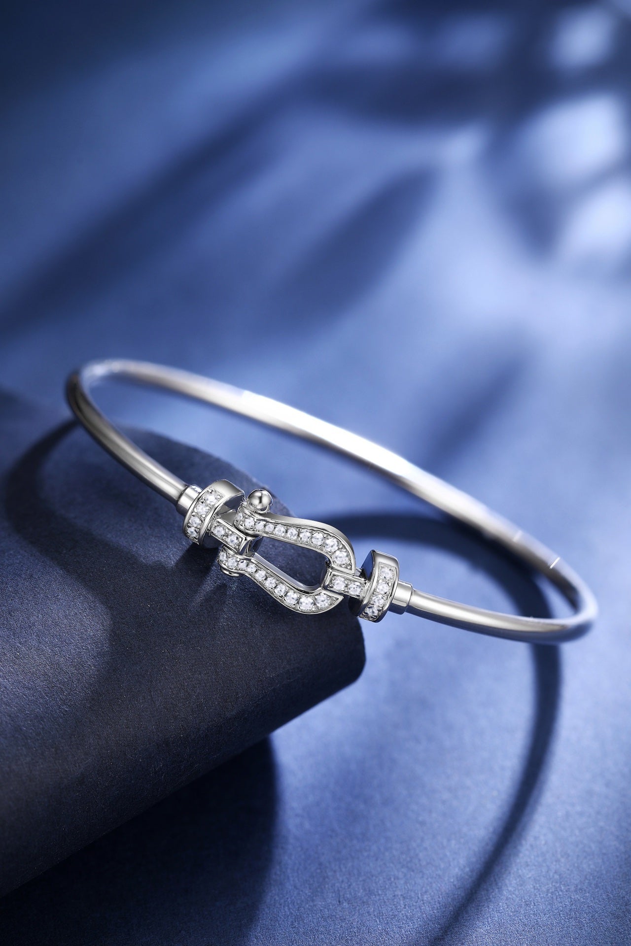??MIRA?¡¥FORCE 10 MOYEN DIAMOND BRACELET