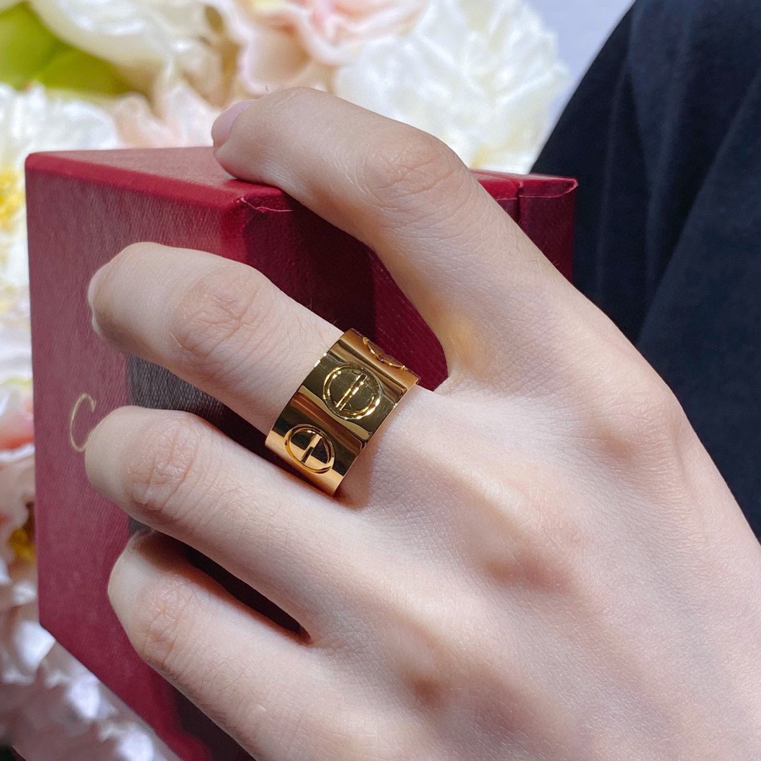 ??MIRA?¡¥LOVE 11MM LARGE RING