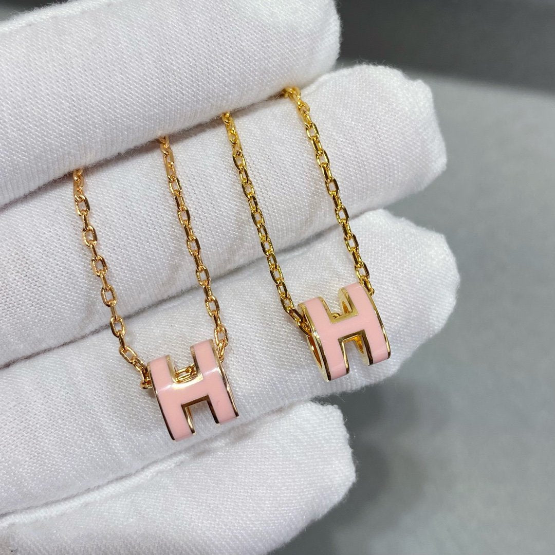 ??MIRA?¡¥MINI POP H NECKLACE