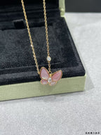 [MIRA] BUTTERFLY PINK MOTHER-OF-PEARL DIAMOND NECKLACE
