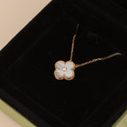 ??MIRA?¡¥CLOVER 15MM DIAMOND WHITE FRITILLARIA NECKLACE