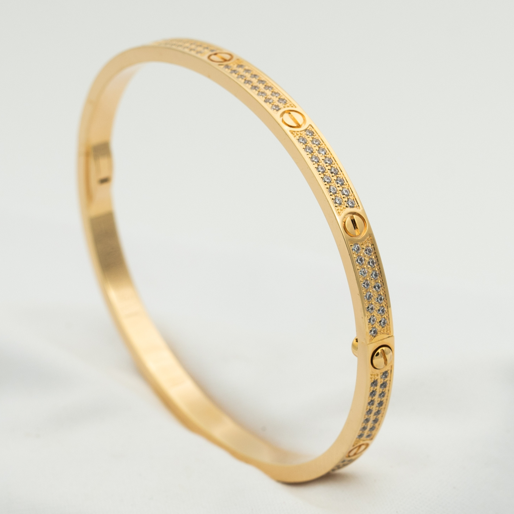 ??MIRA?¡¥LOVE BRACELET 3.65MM DIAMOND-PAVED