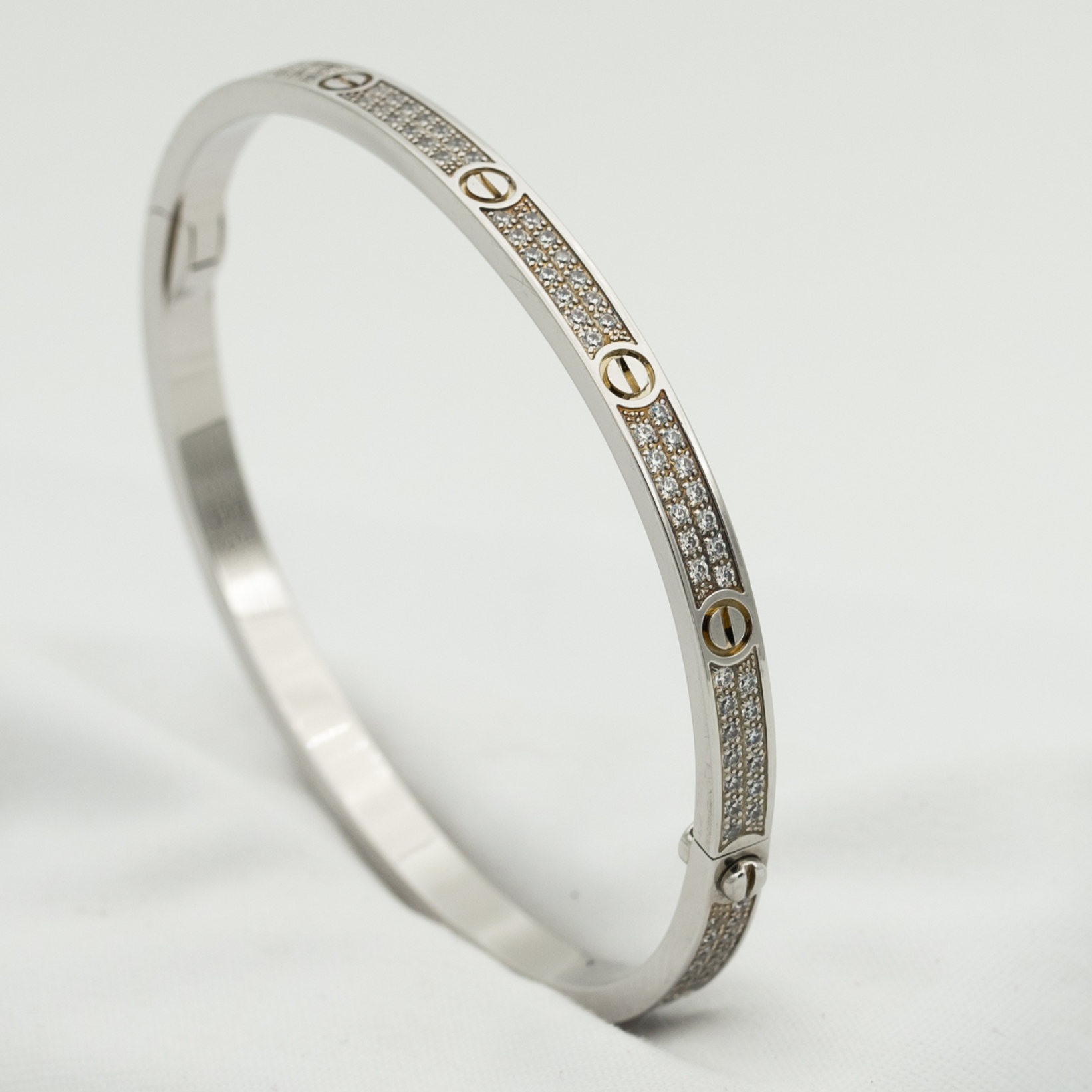 ??MIRA?¡¥LOVE BRACELET 3.65MM DIAMOND-PAVED
