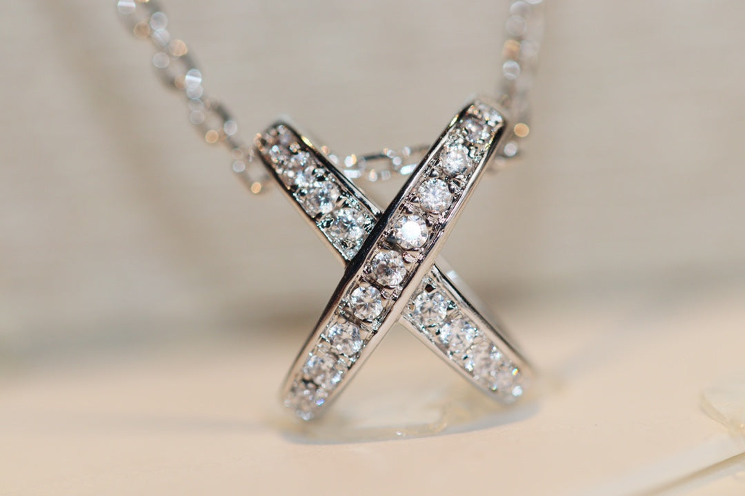 ??MIRA?¡¥JEUX DE DIAMOND NECKLACE