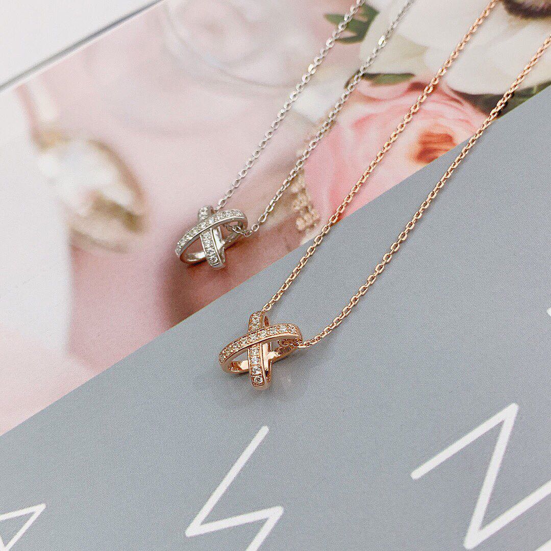 ??MIRA?¡¥JEUX DE DIAMOND NECKLACE