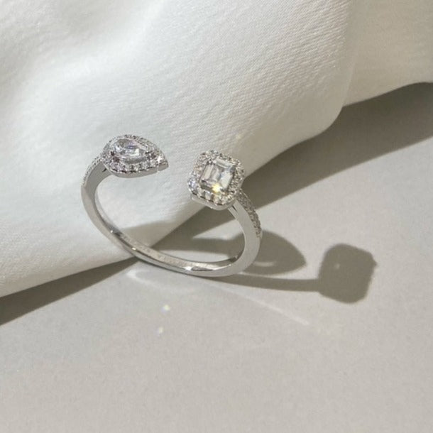 [MIRA] MY TWIN TOI & MOI SILVER DIAMOND RING
