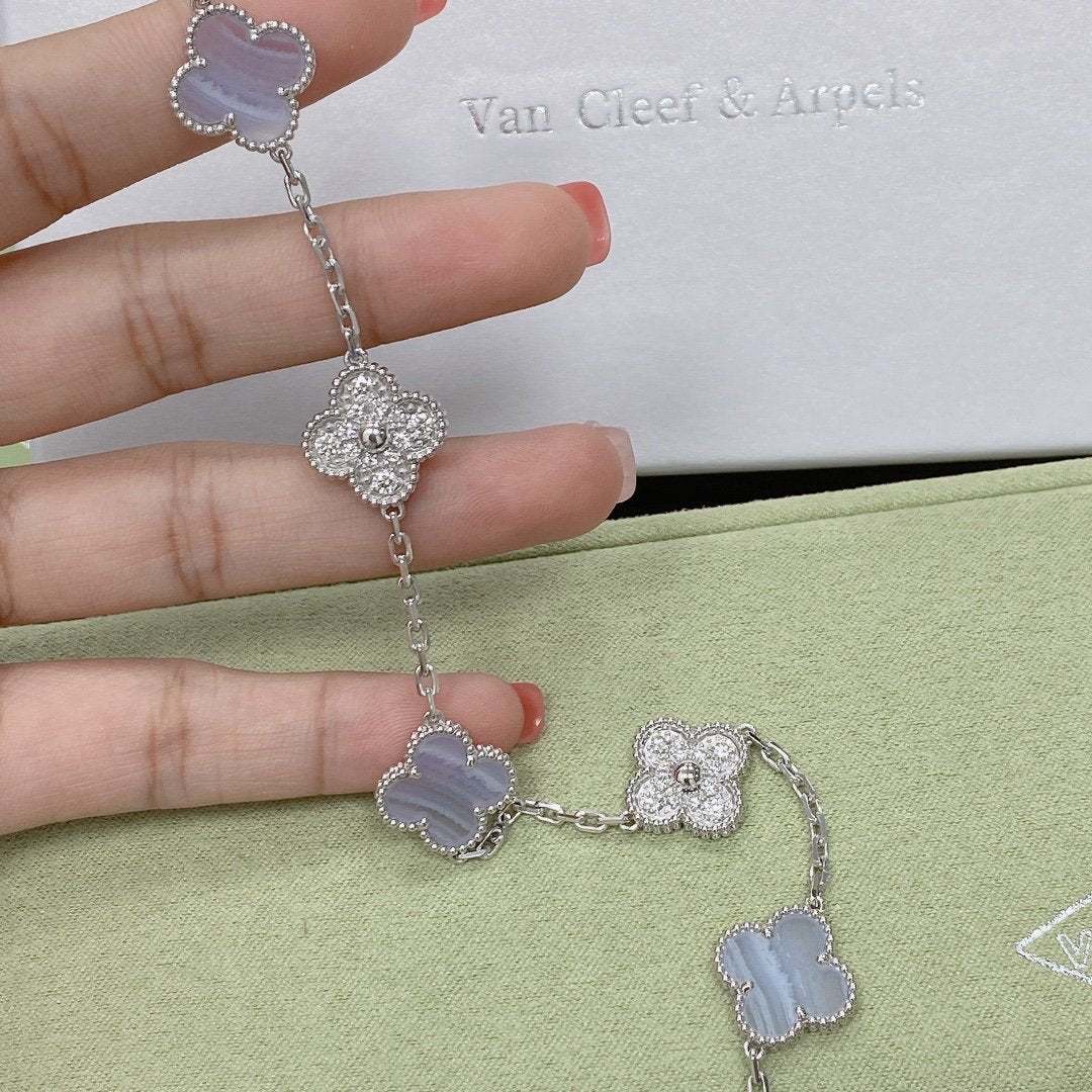 [MIRA]New  CLOVER 5 MOTIF PURPLE CHALCEDONY BRACELET COLLECTION