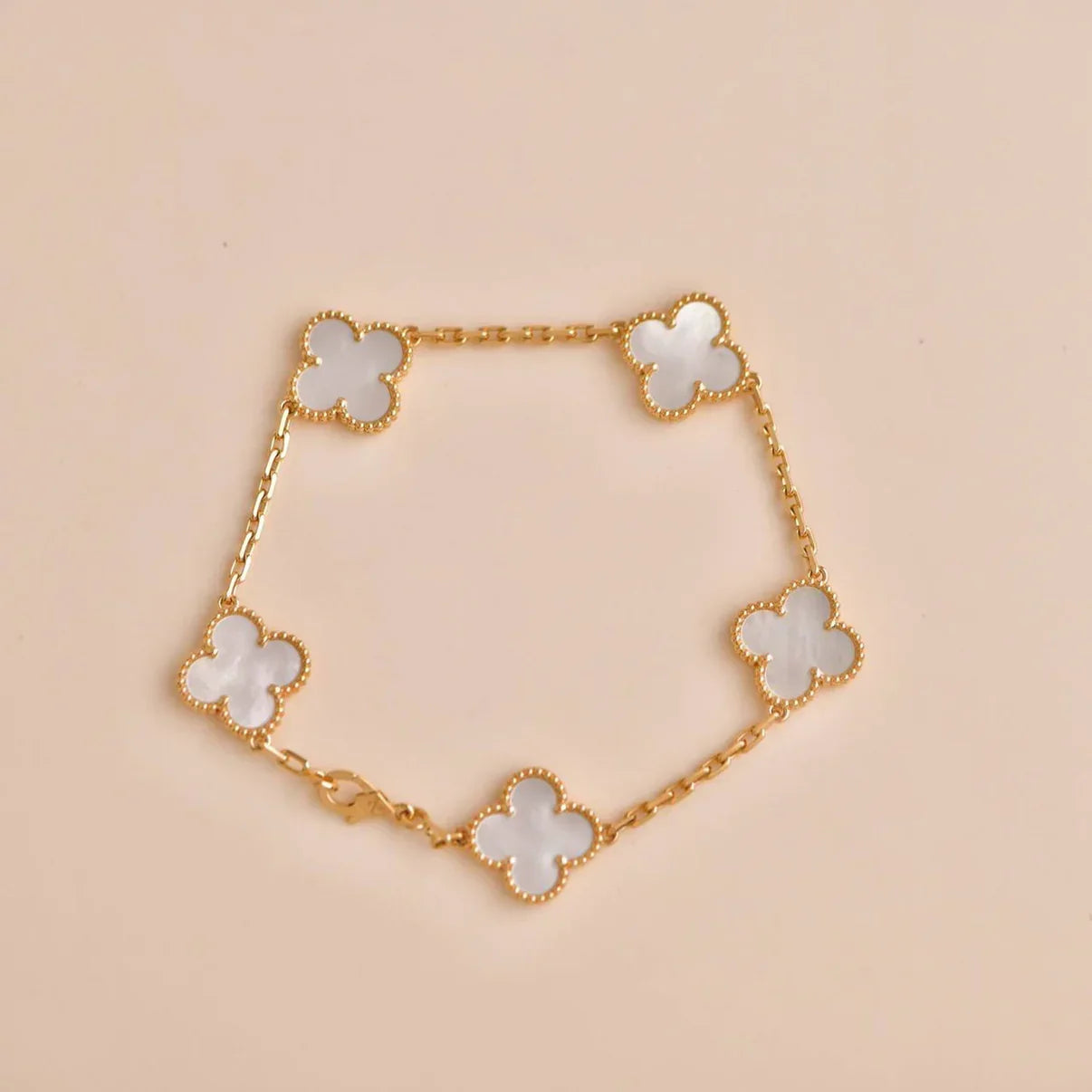 [MIRA]New CLOVER WHITE PEARL MOP 5 MOTIF BRACELET COLLECTION