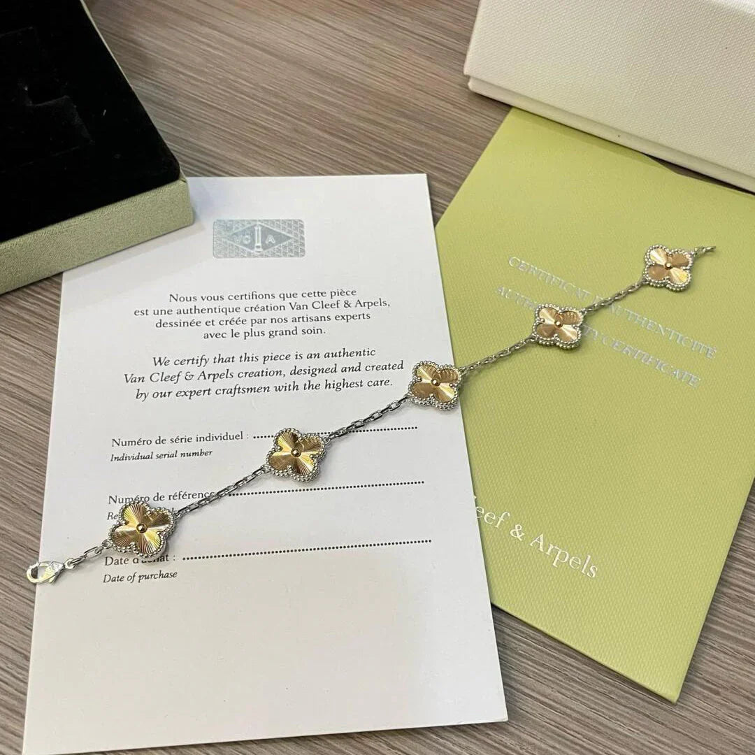 [MIRA]New  CLOVER 5 MOTIF LASER BRACELET COLLECTION