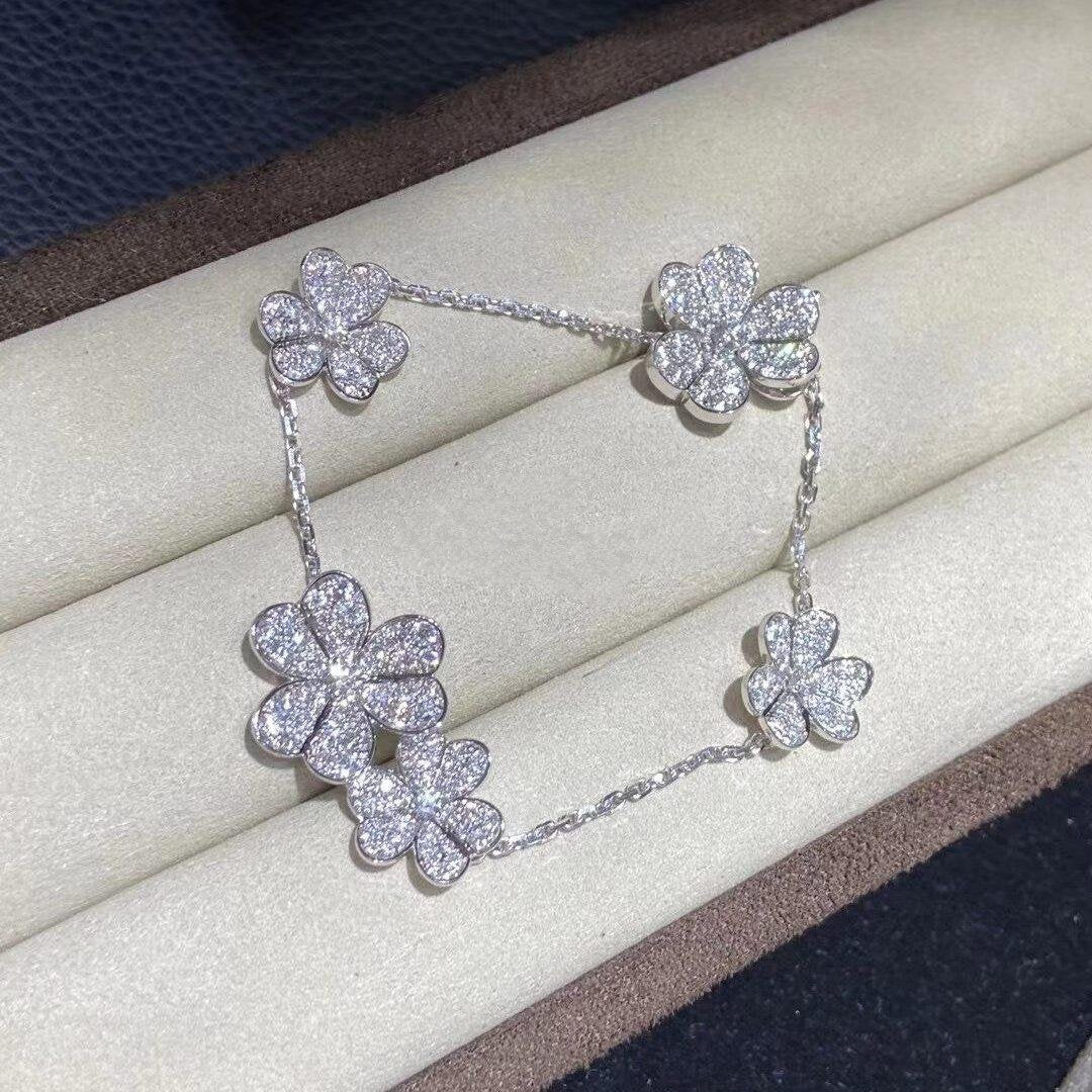 ??MIRA?¡¥FRIVOLE SILVER 5 FLOWERS BRACELET