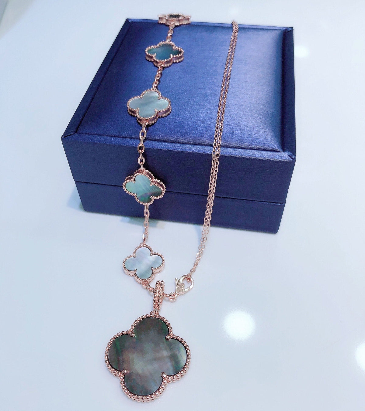 ??MIRA?¡¥COMBINED BRACELET 5 MOTIFS AND NECKLACE DARK MOP ROSE GOLD